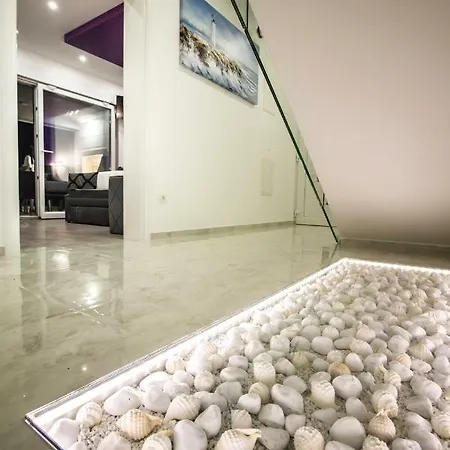 Lacus 마카르스카