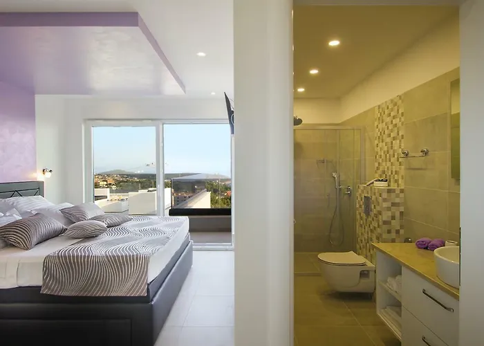 Villa Lacus *